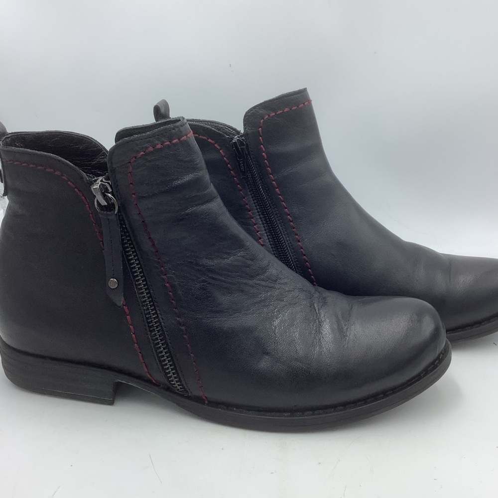 Spring Step Black Leather Booties - Picture 3 of 9